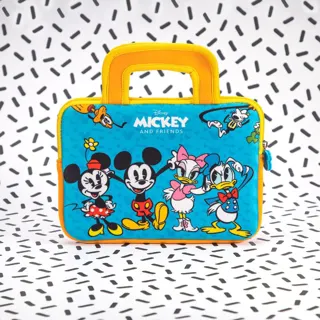 PG916762M Pebble Gear- MICKEY AND FRIENDS - CARRY BAG-2.jpeg