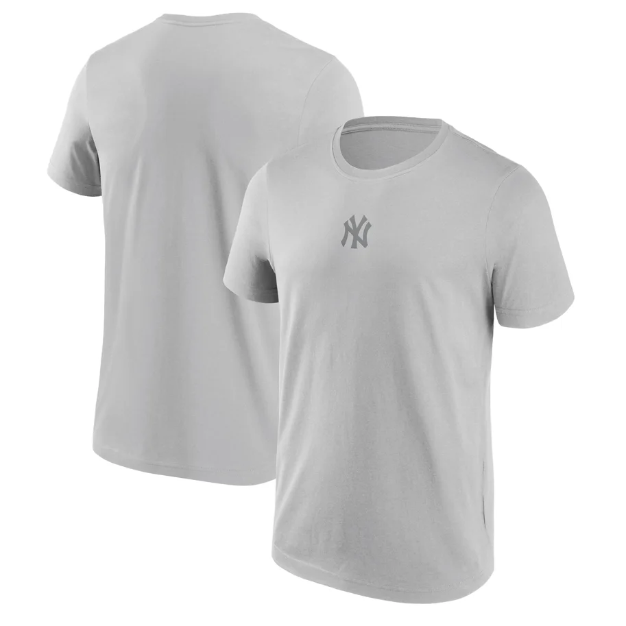 New York Yankees Embroidered T-Shirt M